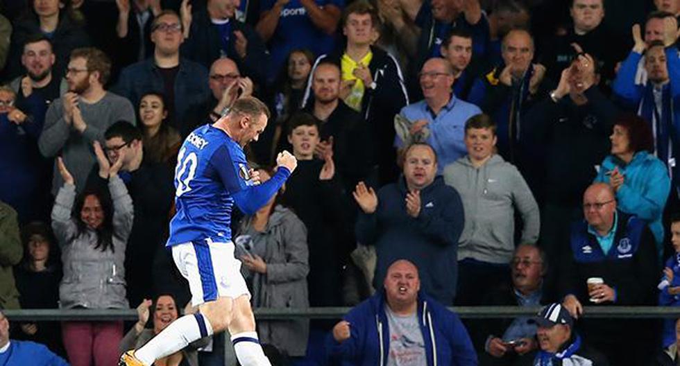 Wayne Rooney se encontró con el empate del Everton ante el Apollon de Chipre, por el Grupo E de la Europa League. Fue un total regalo del defensa rival. (Foto: Getty Images)