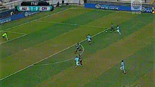La gran corrida de Luis Trujillo en el segundo gol de Alianza