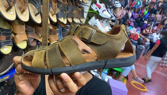 Crece la preferencia de sandalias en vez de calzados de vestir en el país, debido al teletrabajo en medio de la pandemia del COVID-19. (Foto: GEC)