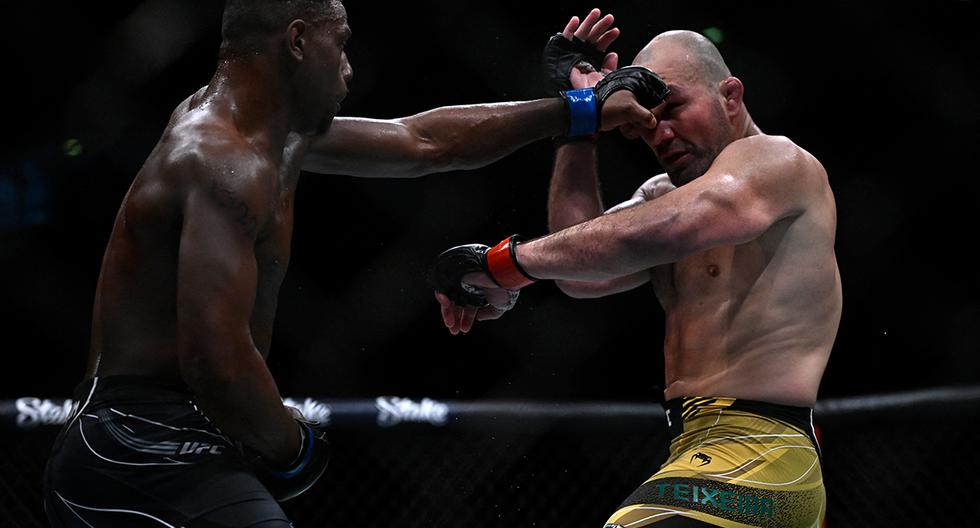 Jamahal Hill derrota a Glover Teixeira en la UFC 283 y se lleva el cinturón | Foto: AFP