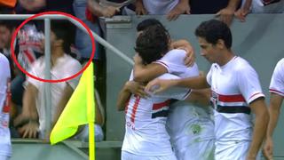 Hincha se golpeó fuertemente el rostro por celebrar un gol así