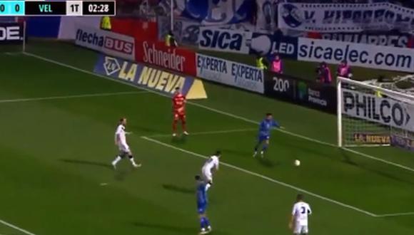 Blooper Lucas Hoyos en Godoy Cruz vs Vélez: gol de Pier Barrios tras error insólito del arquero del Fortín | Foto: captura ESPN