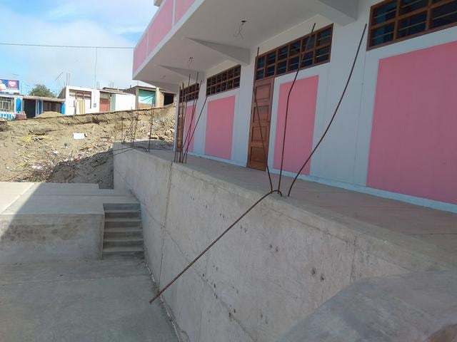 Áncash: colegios precarios y obras abandonadas en Chimbote [FOTOS]