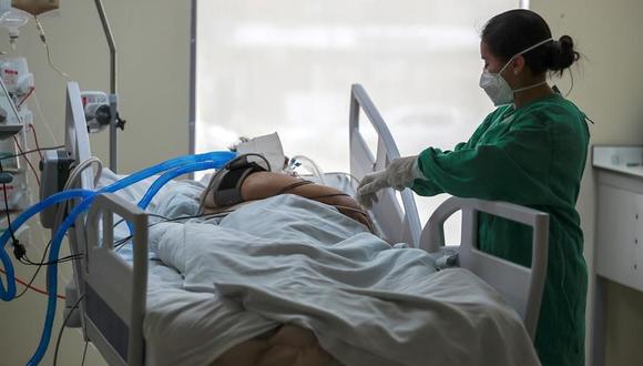 La ciudad ecuatoriana de Guayaquil, que al inicio de la pandemia de coronavirus sufrió un colapso del sistema sanitario y funerario, se encuentra en la actualidad en una situación “alarmante”. (Foto referencial, EFE/José Jácome).