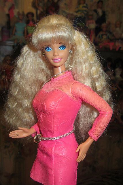 Muñeca Earring Magic Barbie 1992. (oto: Flickr)