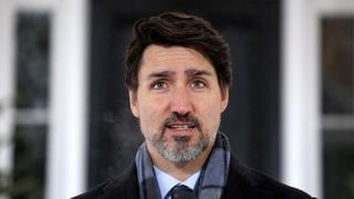 Justin Trudeau respalda uso de cámaras corporales por la Policía ante abusos en Canadá