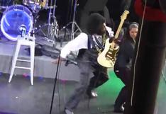 YouTube: Brutal agresión de un rapero a una fan en el escenario