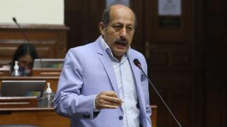 Héctor Valer: fiscalía pide cuatro años de cárcel suspendida para congresista y ex primer ministro