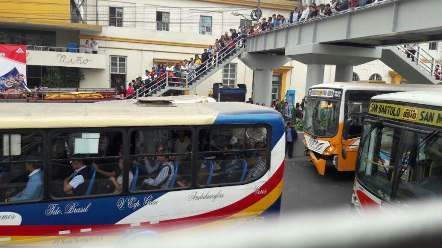 Breña: choque entre bus y coaster dejó 3 heridos en Av. Brasil - 6