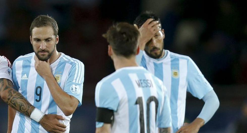 Argentina comenzó la Copa América 2015 con un traspié inesperado ante Paraguay, que le remontó dos goles. (Foto: EFE)