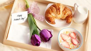 Día de la Madre: qué debe tener el desayuno ideal para sorprender a mamá