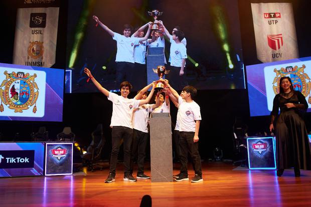 El equipo de la UNMSM se proclamó campeón del torneo de Mobile Legends. | (Foto: Difusión)