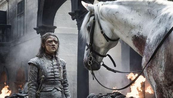 Arya Stark podría ser la encargada de ponerle fin a la tiranía de la reina loca. (Foto: HBO)