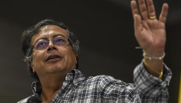 El presidente de Colombia, Gustavo Petro, pronuncia un discurso durante la instalación del Sitio de Comando Unificado por la Vida en Buenaventura, Colombia, el 6 de septiembre de 2022. (Foto por JOAQUIN SARMIENTO / AFP)