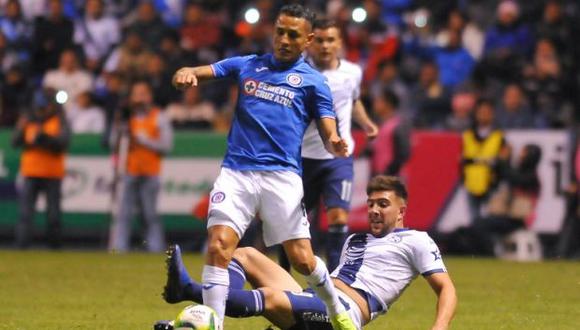 Yotún disputó todo el encuentro de Cruz Azul ante León. (Foto: AFP)