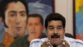 Maduro denuncia conspiración de EE.UU. para "colapsar totalmente" Venezuela