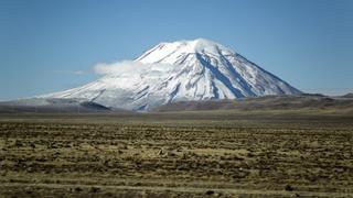 Volcán Misti expulsó fumarolas causando temor