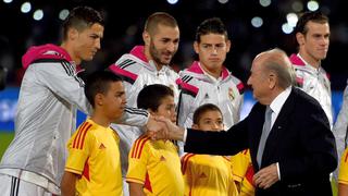 Cristiano Ronaldo: su cara tras saludar a Joseph Blatter