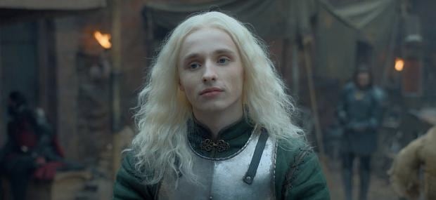 Aegon II Targaryen is the first son of Alicent Hightower with King Viserys en 
