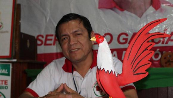 Pasapera Quezada fue secretario general del partido Fuerza Regional, movimiento del actual gobernador de Piura. (Foto: Facebook Ronny Pasapera)