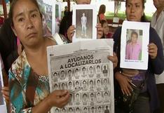 México: Padres de estudiantes desaparecidos buscarán en cuarteles