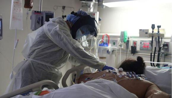 Defensoría pide que se incremente el número de camas UCI en hospitales de Cusco. (Foto referencial | REUTERS/Lucy Nicholson).