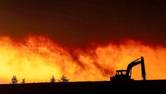 Imagen muestra un incendio en la zona de Salem, Oregon, Estados Unidos, el 8 de setiembre de 2020. (ZAK STONE/via REUTERS).