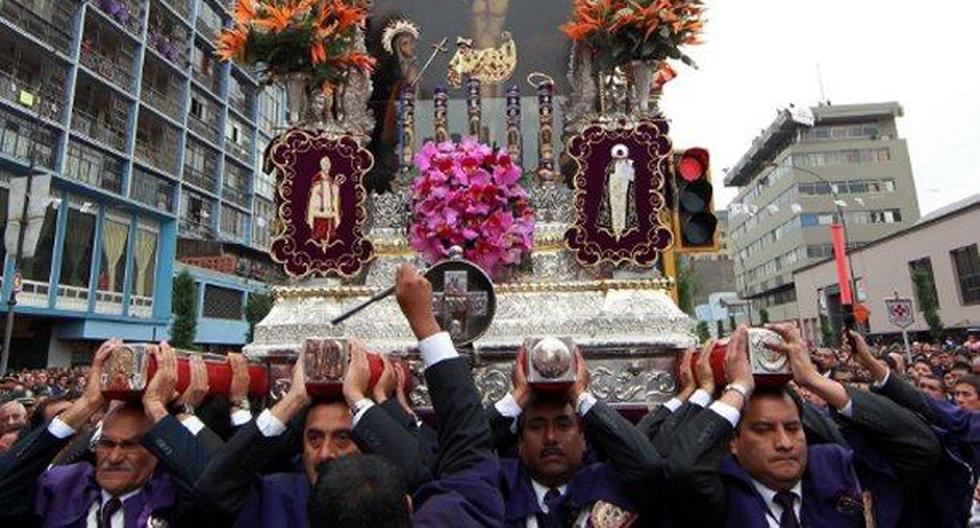 La imagen del Señor de los Milagros saldrá a las 12.00 horas, del convento de las hermanas Nazarenas, en el centro de Lima, en su primer recorrido procesional del año 2017. (Foto: Andina)