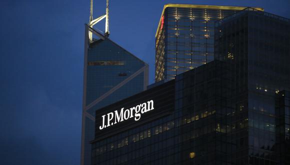 Asimismo, el presidente de JP Morgan Chase, Jamie Dimon, señaló que es probable que Estados Unidos entre en recesión antes de que acabe el año, ya que se desconoce aún en cuánto se continuarán subiendo los tipos de interés.