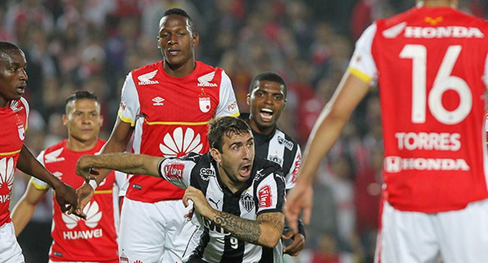 Santa Fe no pudo en casa con el Atlético Mineiro. (Foto: EFE)