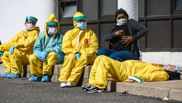 Los trabajadores de la salud sufren un riesgo mayor de contraer covid-19. (Foto: Getty)