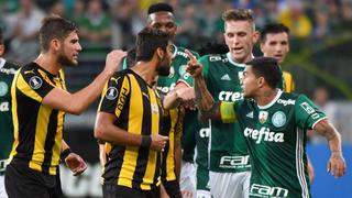 Conmebol abrió proceso disciplinario contra Peñarol y Palmeiras