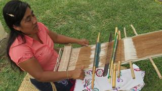 Lambayeque: tejedoras conservan antigua tradición de 2.000 años