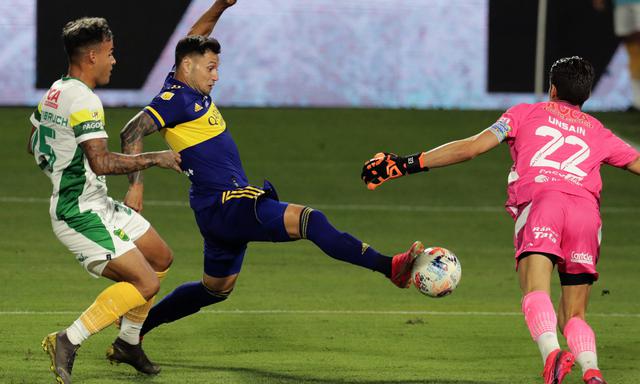 Boca vence a Defensa y Justicia en la Bombonera gracias a un gol de Zárate | Foto: AFP