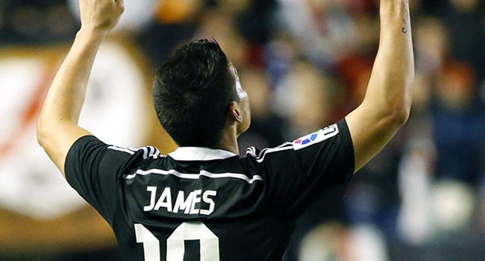 Real Madrid: James Rodríguez se va ganando al vestuario. (Foto: EFE)