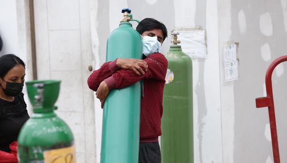 El Perú suplica por oxígeno. Para aliviar esta dramática situación, el Gobierno apuesta por la importación de oxigeno de Chile y el incremento de la producción local. (Foto: Fernando Sangama / @photo.gec)