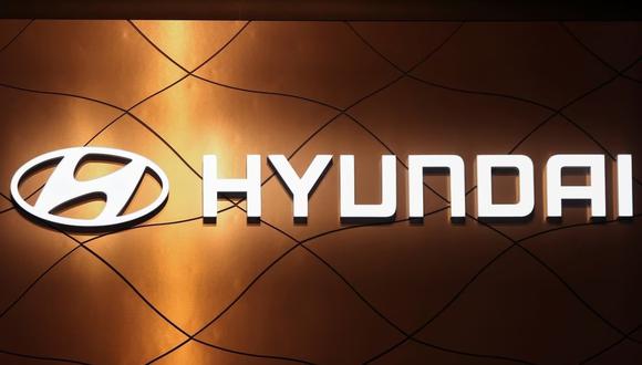 El logotipo de Hyundai Motor Company se muestra en el New York International Auto Show, en Manhattan, Nueva York, EE. UU., 13 de abril de 2022. REUTERS/Andrew Kelly