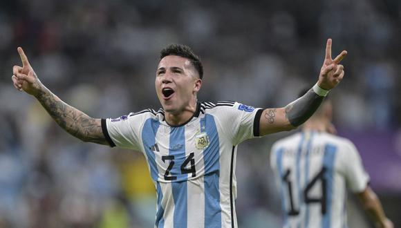 Argentina's midfielder #24 Enzo Fernandez celebrates scoring his team's second goal during the Qatar 2022 World Cup Group C football match between Argentina and Mexico at the Lusail Stadium in Lusail, north of Doha on November 26, 2022. (Photo by JUAN MABROMATA / AFP)