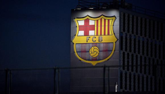 La renuncia de Ferran Reverter se produce justo cuando el Barça busca encontrar un nuevo patrocinador para reemplazar a Rakuten. (Foto: AFP)