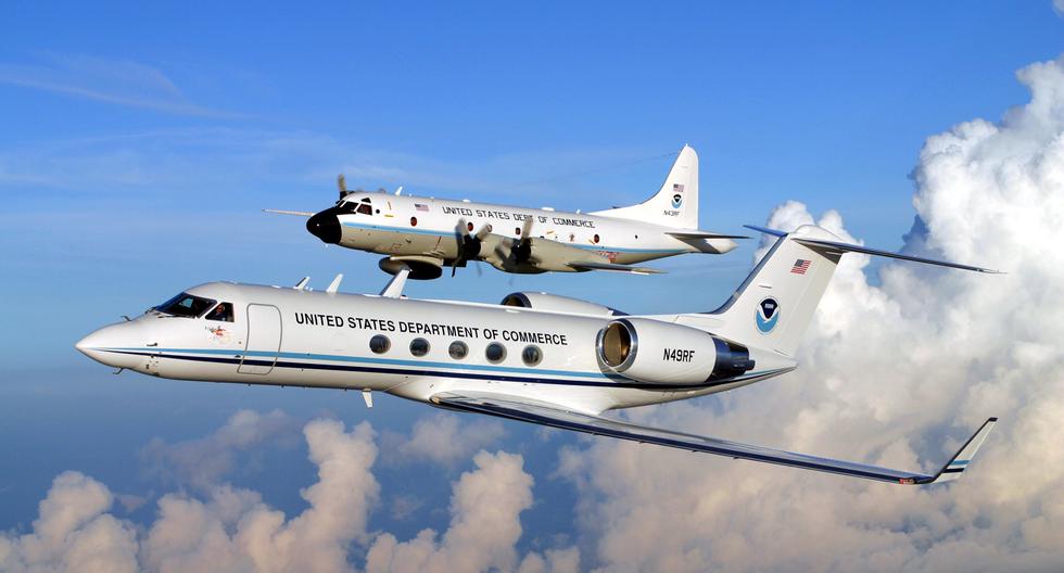 Uno de los Lockheed WP-3D Orion de NOAA y el Gulfstream IV-SP apodado como Gonzo surcan los cielos recolectando importante información meteorológica.