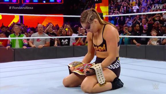 Ronda Rousey salió campeona de WWE SummerSlam 2018 como nueva campeona femenina de WWE RAW.