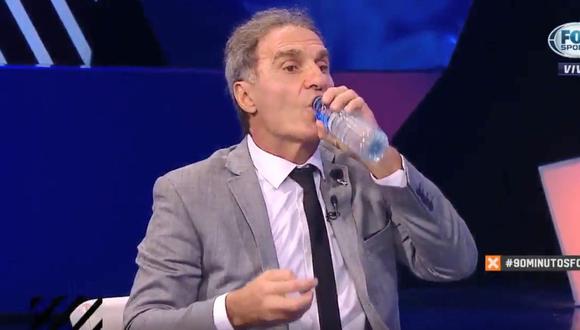 Ruggeri fue blanco de una nueva broma: tomó agua con sal en pleno programa en vivo. Fotocaptura