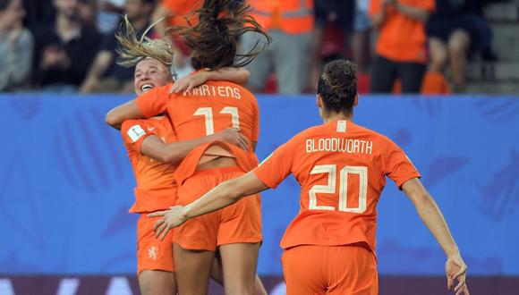 Holanda vs. Japón: golazo de Lieke Martens para el 1-0 a favor de las tulipanes. (Foto: AFP)
