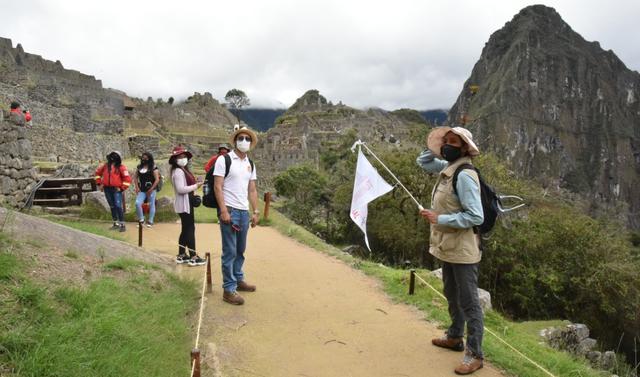 El aforo permitido para Machu Picchu es de 1,122 visitantes por día, que equivale al 50 % del total de ingresantes.