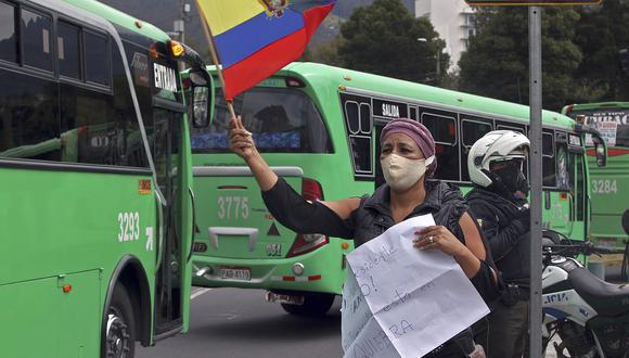 La pandemia del COVID-19 obligó al Gobierno a tomar duras medidas de restricción que paralizaron la mayor parte del sector productivo y ha dejado a miles de ecuatorianos sin empleo. (Foto: AFP)