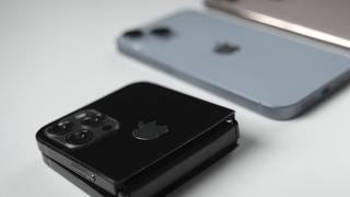 YouTuber chino crea un “iPhone plegable” a partir de un Motorola Razr y partes del celular de Apple | [VIDEO]