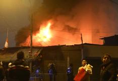 Cercado de Lima: incendio de gran magnitud consume galerías cerca de Mesa Redonda | VIDEO 