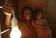 Minem: 50 mil familias vulnerables tendrán conexiones domiciliarias de electricidad 