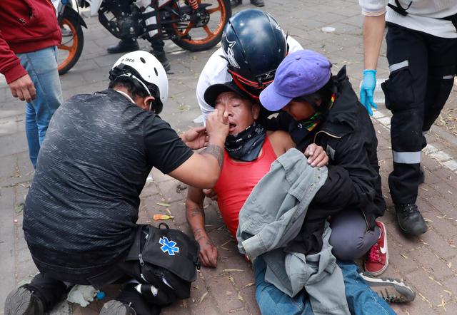 Un manifestante herido durante las manifestaciones. (Foto: Reuters).