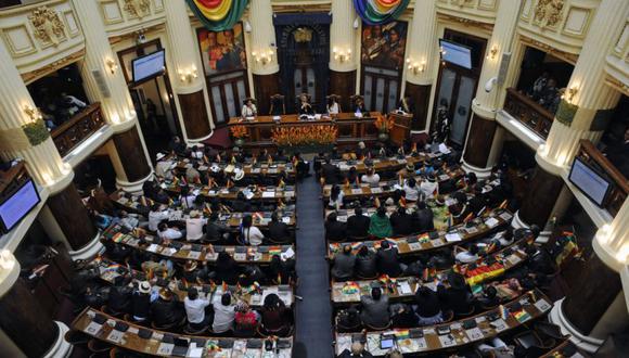 El hemiciclo del viejo Parlamento ya no se utiliza desde agosto cuando se estrenaron las nuevas instalaciones de la Asamblea Legislativa. (Foto: JORGE BERNAL / AFP).